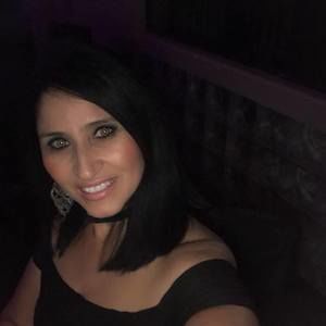 Meet your Posher, Leticia